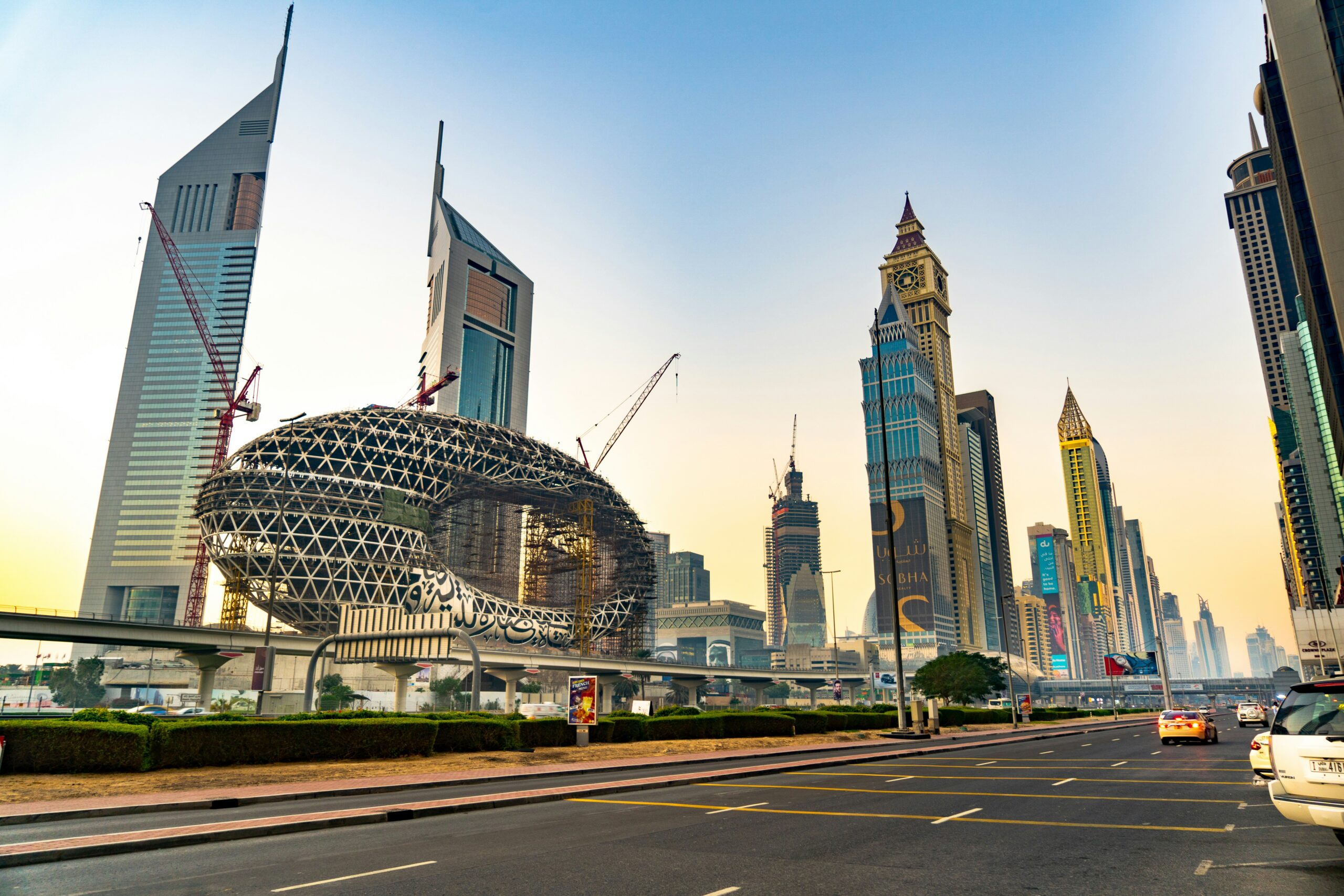 Picture of Middle East city with buildings and skyline.